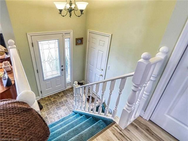 14 Stepney St, House detached with 2 bedrooms, 2 bathrooms and 5 parking in St. Catharines ON | Image 37