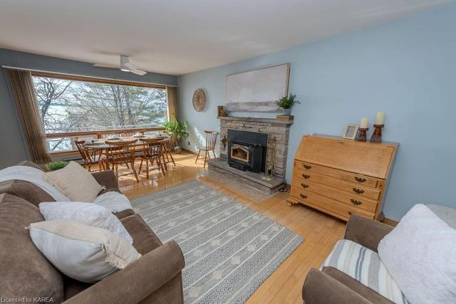 795 Lasalle Boulevard, House detached with 3 bedrooms, 1 bathrooms and 6 parking in Kingston ON | Image 38
