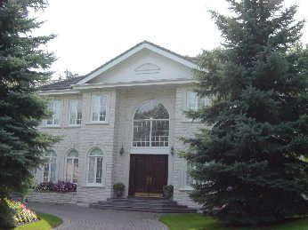 15 Valleyanna Dr, House detached with 5 bedrooms, 11 bathrooms and 6 parking in Toronto ON | Image 1