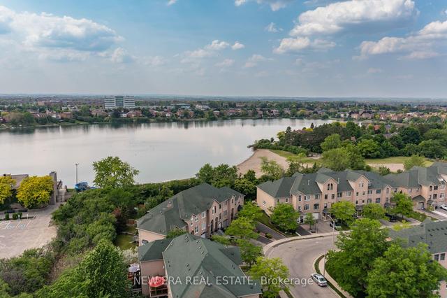 48 Provincial Pl, House attached with 3 bedrooms, 3 bathrooms and 4 parking in Brampton ON | Image 31