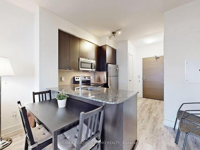 2301 - 23 Sheppard Ave E, Condo with 1 bedrooms, 1 bathrooms and 1 parking in Toronto ON | Image 5