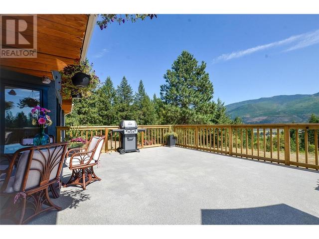 7 - 6500 15 Avenue Sw, House detached with 6 bedrooms, 4 bathrooms and 12 parking in Salmon Arm BC | Image 42
