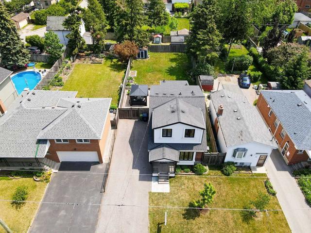65 South Bonnington Ave, House detached with 3 bedrooms, 4 bathrooms and 4 parking in Toronto ON | Image 14