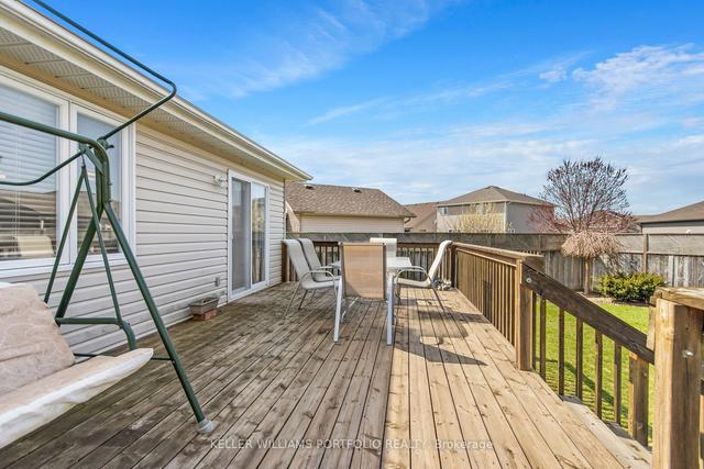 688 Chadwick Crt, House detached with 3 bedrooms, 2 bathrooms and 6 parking in Kingston ON | Image 28