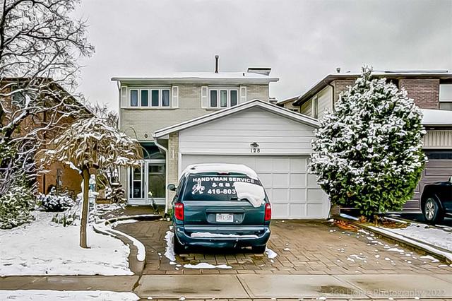 128 Holm Cres, House detached with 4 bedrooms, 4 bathrooms and 5 parking in Markham ON | Image 1