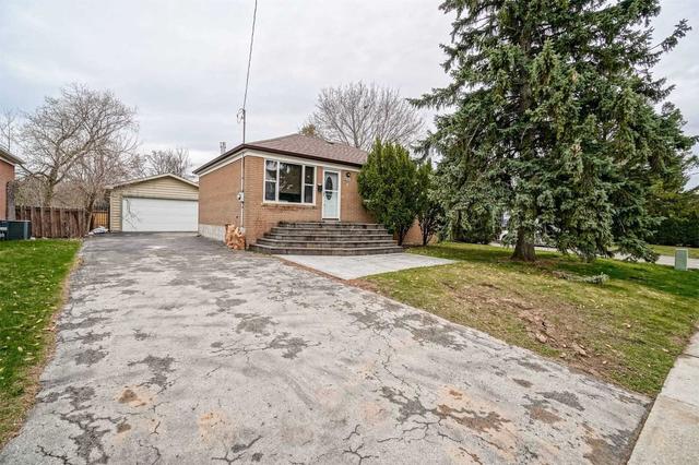 1024 Pinegrove Rd, House detached with 2 bedrooms, 2 bathrooms and 8 parking in Oakville ON | Image 23