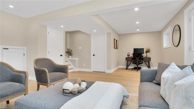 11 Carmen Crescent, House detached with 3 bedrooms, 2 bathrooms and 5 parking in London ON | Image 21