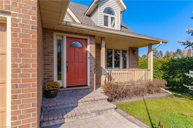 38 Sideroad 18, House detached with 4 bedrooms, 2 bathrooms and 10 parking in Centre Wellington ON | Image 15