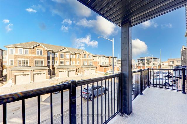 2 - 14 Pumpkin Cor Cres, Townhouse with 2 bedrooms, 1 bathrooms and 2 parking in Barrie ON | Image 9