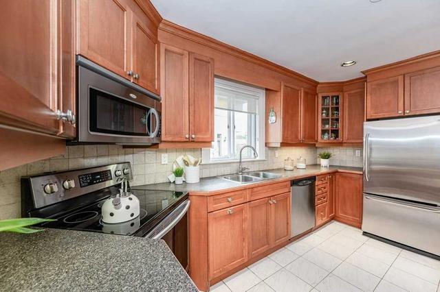 3 Carysfort Rd, House detached with 2 bedrooms, 2 bathrooms and 5 parking in Toronto ON | Image 10