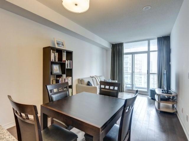 2712 - 223 Webb Dr, Condo with 1 bedrooms, 1 bathrooms and 1 parking in Mississauga ON | Image 4
