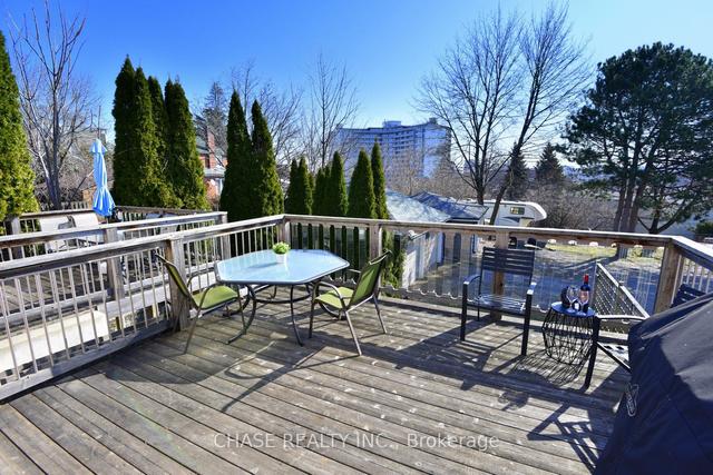 55 Paradise Rd S, House semidetached with 2 bedrooms, 2 bathrooms and 7 parking in Hamilton ON | Image 26