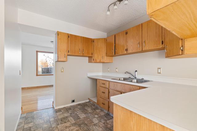 265 Bird Crescent, House detached with 3 bedrooms, 1 bathrooms and 2 parking in Wood Buffalo AB | Image 6