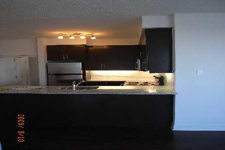 2809 - 1 Scott St, Condo with 2 bedrooms, 1 bathrooms and null parking in Toronto ON | Image 2