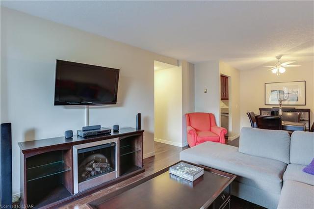 207 - 155 Kent Street, House attached with 2 bedrooms, 2 bathrooms and 1 parking in London ON | Image 16