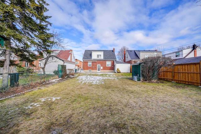 5 Boem Ave, House detached with 3 bedrooms, 3 bathrooms and 3 parking in Toronto ON | Image 26