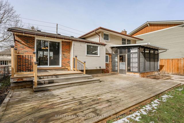 22 Cedar St, House detached with 3 bedrooms, 2 bathrooms and 5 parking in Guelph ON | Image 25