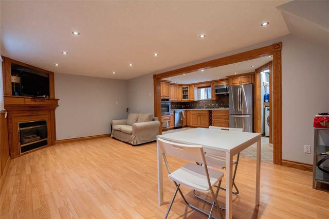 207 Christopher Dr, House detached with 3 bedrooms, 2 bathrooms and 3 parking in Cambridge ON | Image 35