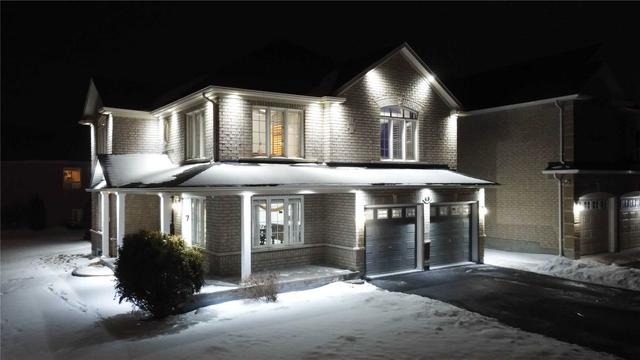 7 Conti Crt, House detached with 4 bedrooms, 4 bathrooms and 8 parking in Whitby ON | Image 34