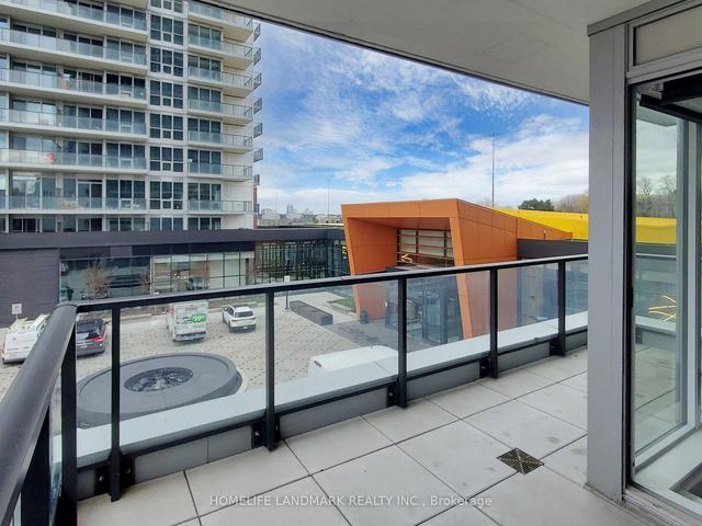 303 - 85 Mcmahon Dr, Condo with 2 bedrooms, 2 bathrooms and 1 parking in Toronto ON | Image 16