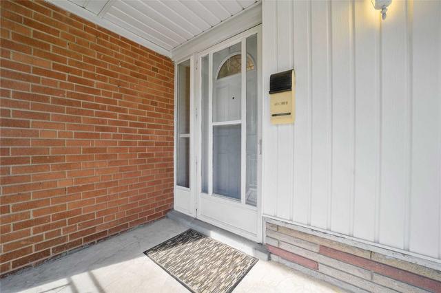 149 Combe Ave, House detached with 3 bedrooms, 2 bathrooms and 5 parking in Toronto ON | Image 37