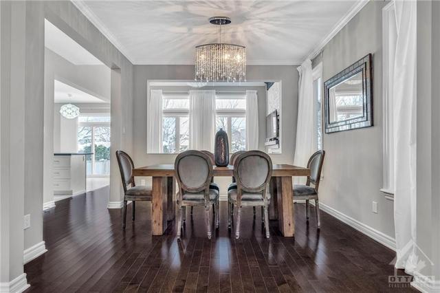 861 Contour Street, House detached with 4 bedrooms, 4 bathrooms and 6 parking in Ottawa ON | Image 9