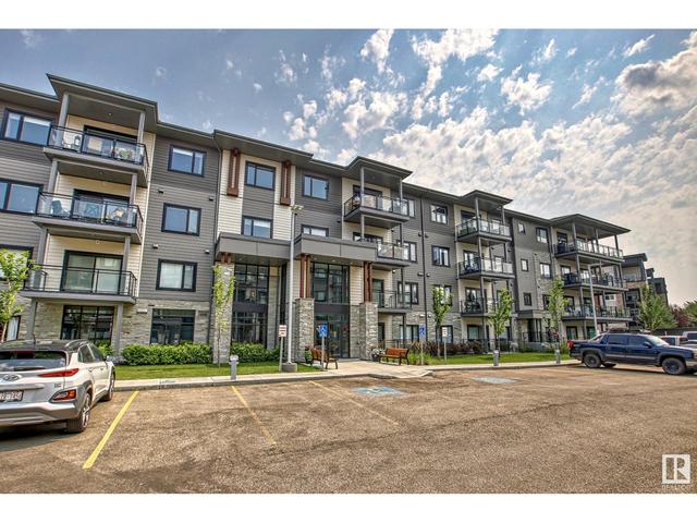 327 - 524 Griesbach Pr Nw, Condo with 2 bedrooms, 2 bathrooms and 1 parking in Edmonton AB | Image 2
