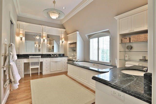 165 Teddington Park Ave, House detached with 6 bedrooms, 6 bathrooms and 5 parking in Toronto ON | Image 16