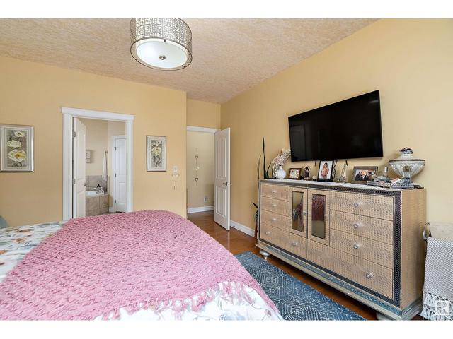 6422 164a Av Nw, House detached with 5 bedrooms, 3 bathrooms and null parking in Edmonton AB | Image 19