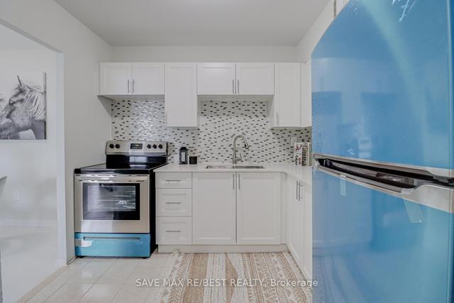 2707 - 380 Dixon Rd, Condo with 3 bedrooms, 2 bathrooms and 1 parking in Toronto ON | Image 27