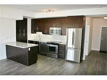 215 - 128 Garden Dr, Condo with 2 bedrooms, 2 bathrooms and 1 parking in Oakville ON | Image 5