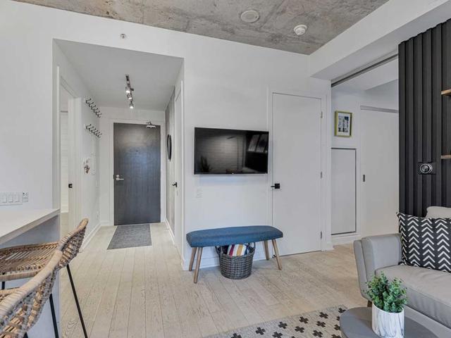 406 - 11 Charlotte St, Condo with 1 bedrooms, 1 bathrooms and 0 parking in Toronto ON | Image 4