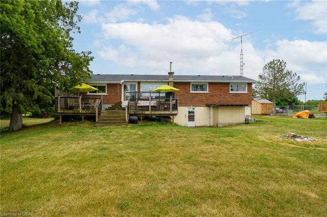 1201 South Shore Road, House detached with 3 bedrooms, 2 bathrooms and null parking in Greater Napanee ON | Image 2