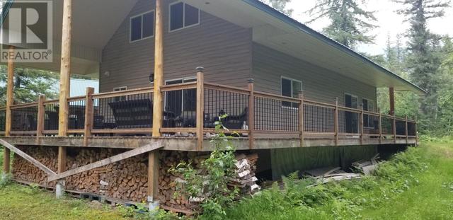 1625 Acorn Road, House detached with 2 bedrooms, 1 bathrooms and 10 parking in Columbia Shuswap F BC | Image 35
