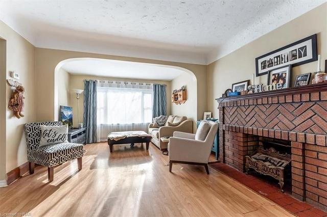 4115 May Avenue, House detached with 3 bedrooms, 2 bathrooms and 2 parking in Niagara Falls ON | Image 25