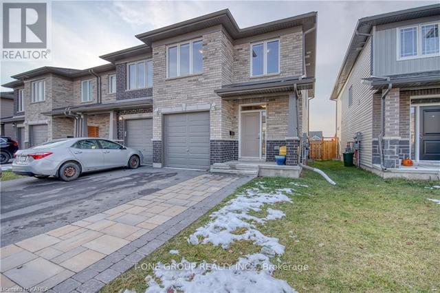 1453 Monarch Dr, House attached with 3 bedrooms, 4 bathrooms and 3 parking in Kingston ON | Image 12