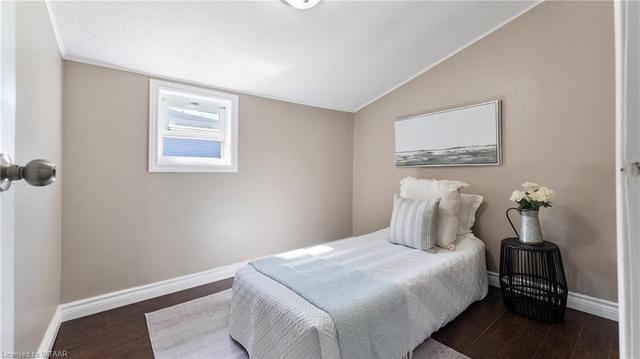 165 North Town Line W, House detached with 3 bedrooms, 1 bathrooms and 8 parking in Ingersoll ON | Image 6