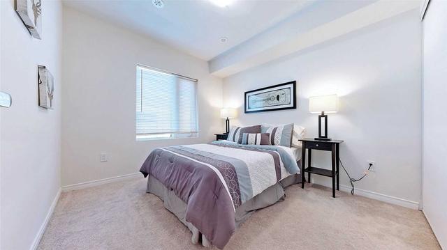 th36 - 22 Applewood Lane, Townhouse with 3 bedrooms, 3 bathrooms and 2 parking in Toronto ON | Image 7