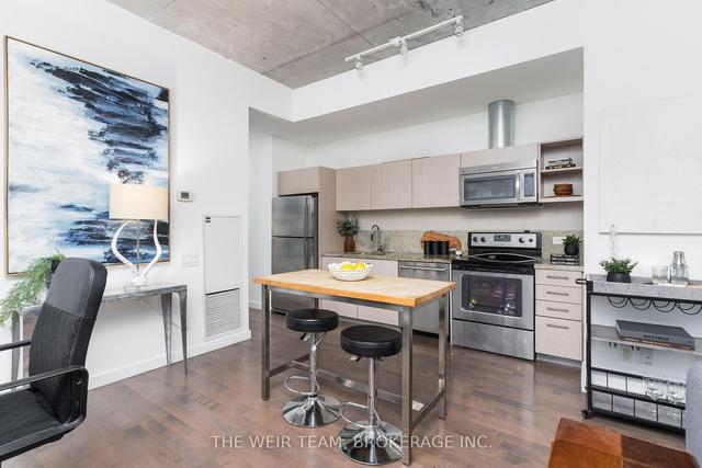 407 - 70 Distillery Lane, Condo with 2 bedrooms, 2 bathrooms and 1 parking in Toronto ON | Image 20