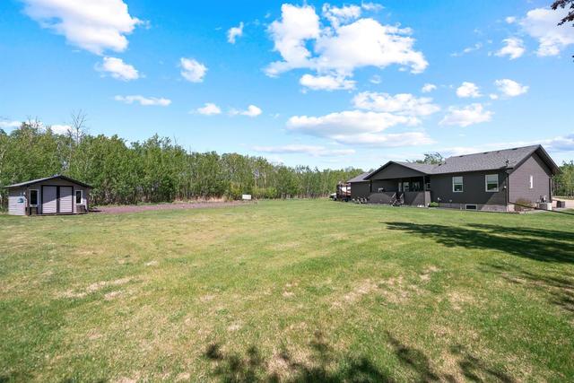 46458 Range Road 195, House detached with 4 bedrooms, 3 bathrooms and 6 parking in Camrose County AB | Image 40
