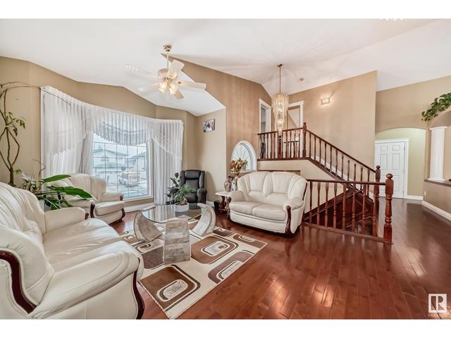 2916 151a Av Nw Nw, House detached with 5 bedrooms, 3 bathrooms and null parking in Edmonton AB | Image 6