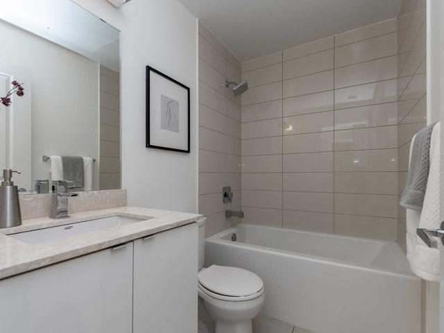 508 - 60 Annie Craig Dr, Condo with 1 bedrooms, 1 bathrooms and 1 parking in Toronto ON | Image 5