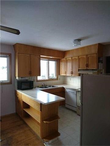 8952 153 St, House detached with 2 bedrooms, 2 bathrooms and 2 parking in Edmonton AB | Image 6