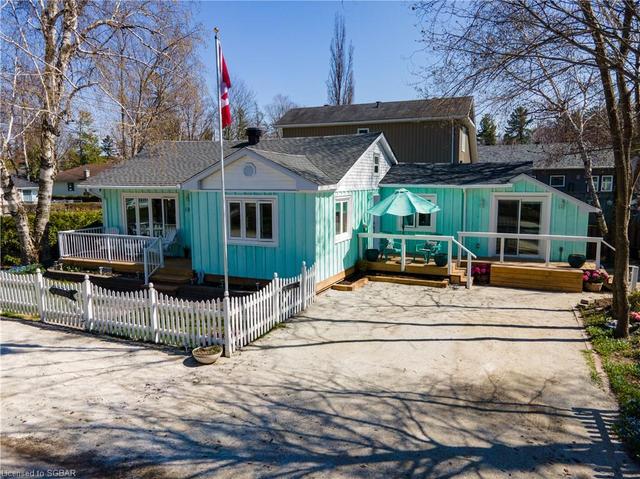 1849 Shore Lane, House detached with 2 bedrooms, 2 bathrooms and null parking in Wasaga Beach ON | Image 4