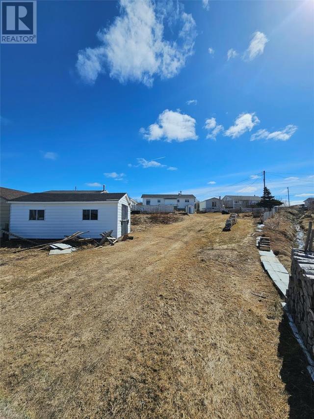 8 Grades Avenue, House detached with 3 bedrooms, 1 bathrooms and null parking in Cow Head NL | Image 3