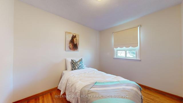 9 Vipond Rd, House detached with 3 bedrooms, 2 bathrooms and 6 parking in Whitby ON | Image 8