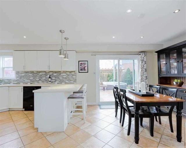 79 Watford St, House detached with 4 bedrooms, 4 bathrooms and 4 parking in Whitby ON | Image 11