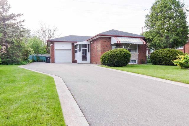 209 Verobeach Blvd, House detached with 3 bedrooms, 2 bathrooms and 5 parking in Toronto ON | Image 1