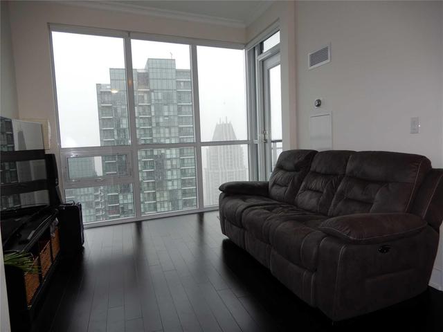 Lph05 - 510 Curran Pl, Condo with 1 bedrooms, 1 bathrooms and 1 parking in Mississauga ON | Image 5