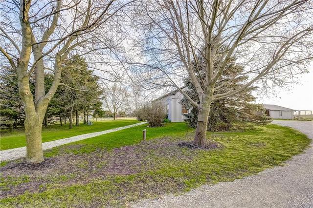 3759 #3 Highway, House detached with 3 bedrooms, 2 bathrooms and 10 parking in Haldimand County ON | Image 2